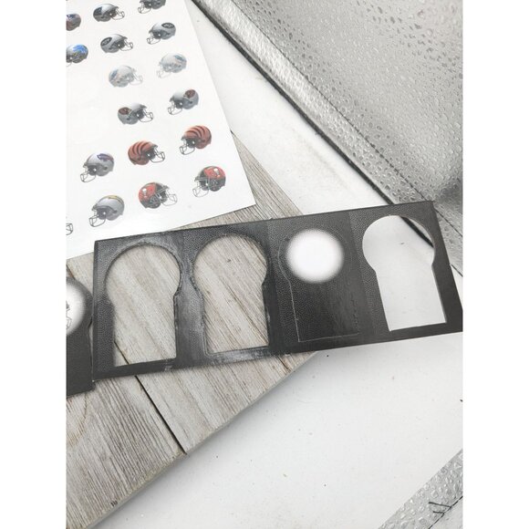 NFL-opoly Junior Game Replacement 4 Movers Tokens And Stickers - Picture 5 of 5